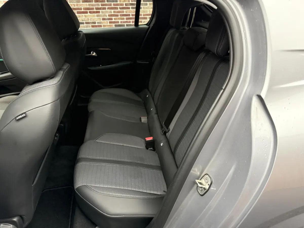 1.2 PureTech Active Pack