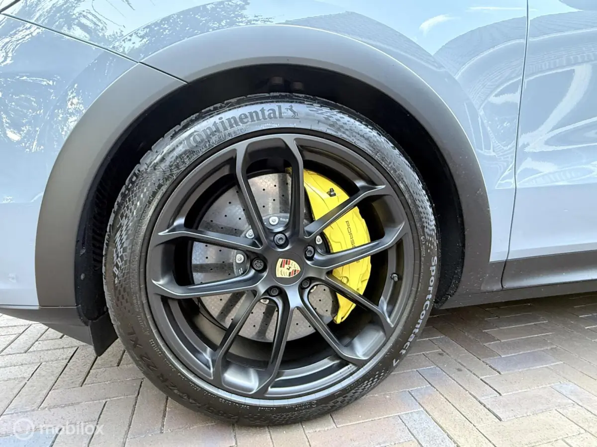 4.0 Turbo E-Hybrid GT PPF Carbon NL!