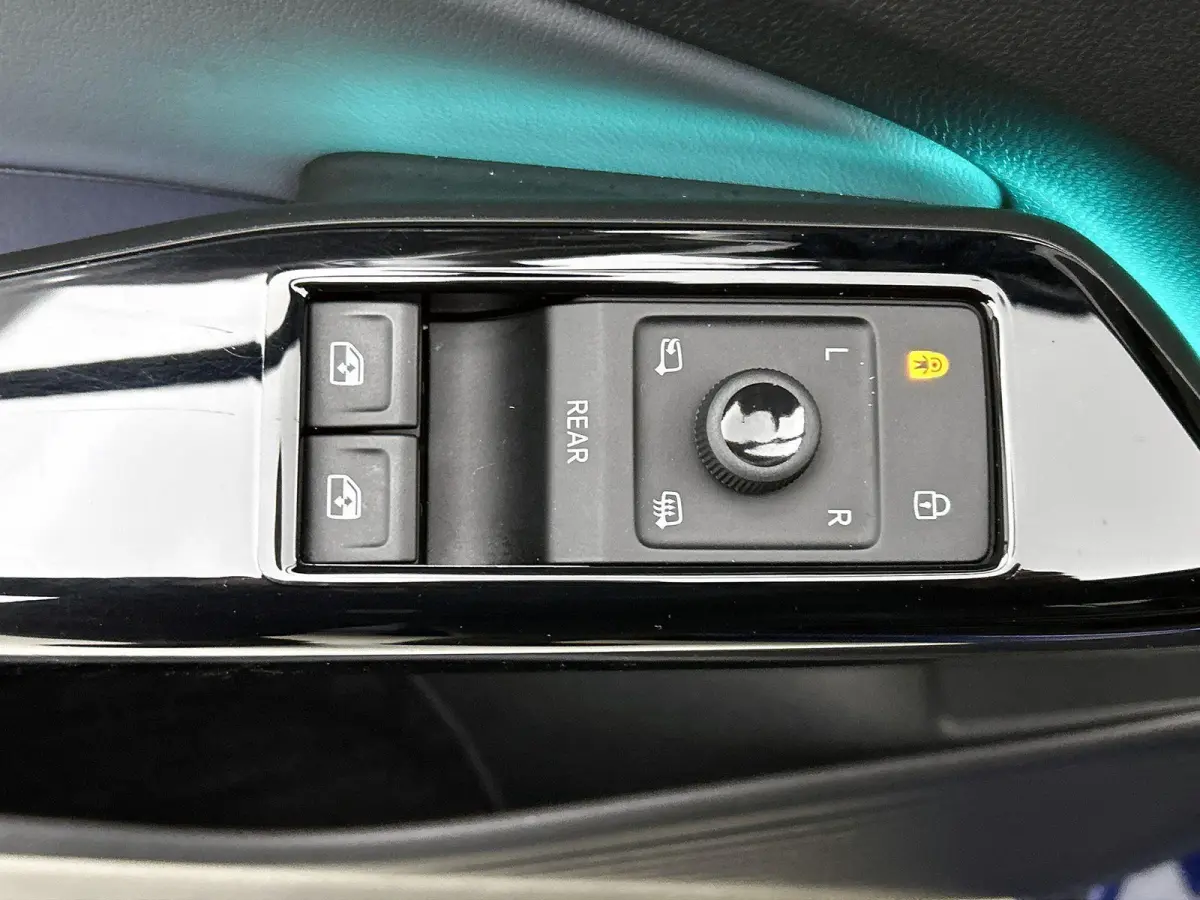 Pro Limited Edition 77 kWh | SoH ... | Black Style | Voorruit-Verwarmbaar | Stoel en Stuurverwarming | Parkeercamera | Carplay / Android Auto