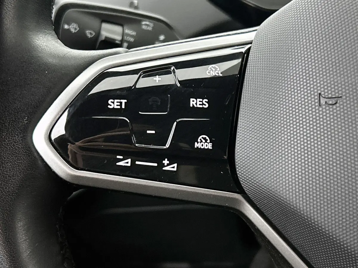 Pro Limited Edition 77 kWh | SoH ... | Black Style | Voorruit-Verwarmbaar | Stoel en Stuurverwarming | Parkeercamera | Carplay / Android Auto
