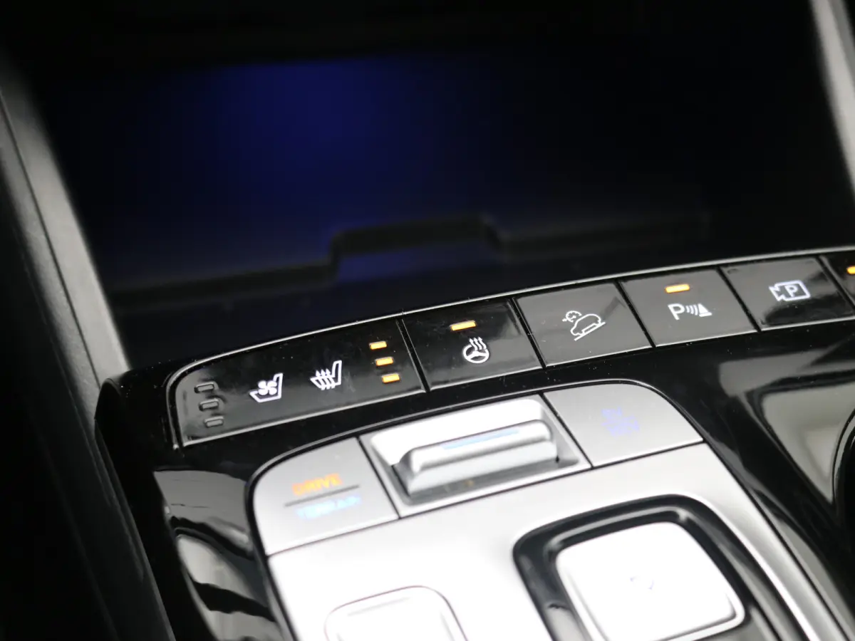 1.6 T-GDI 265pk PHEV Premium 4WD SOH 100% | Leder | Carplay | Climate | Keyless | Navigatie | Elek. Klep | Full - Led | 360 Camera | KRELL Audio | Elek. Stoelen | 19" Lichtmetaal | Winterpak