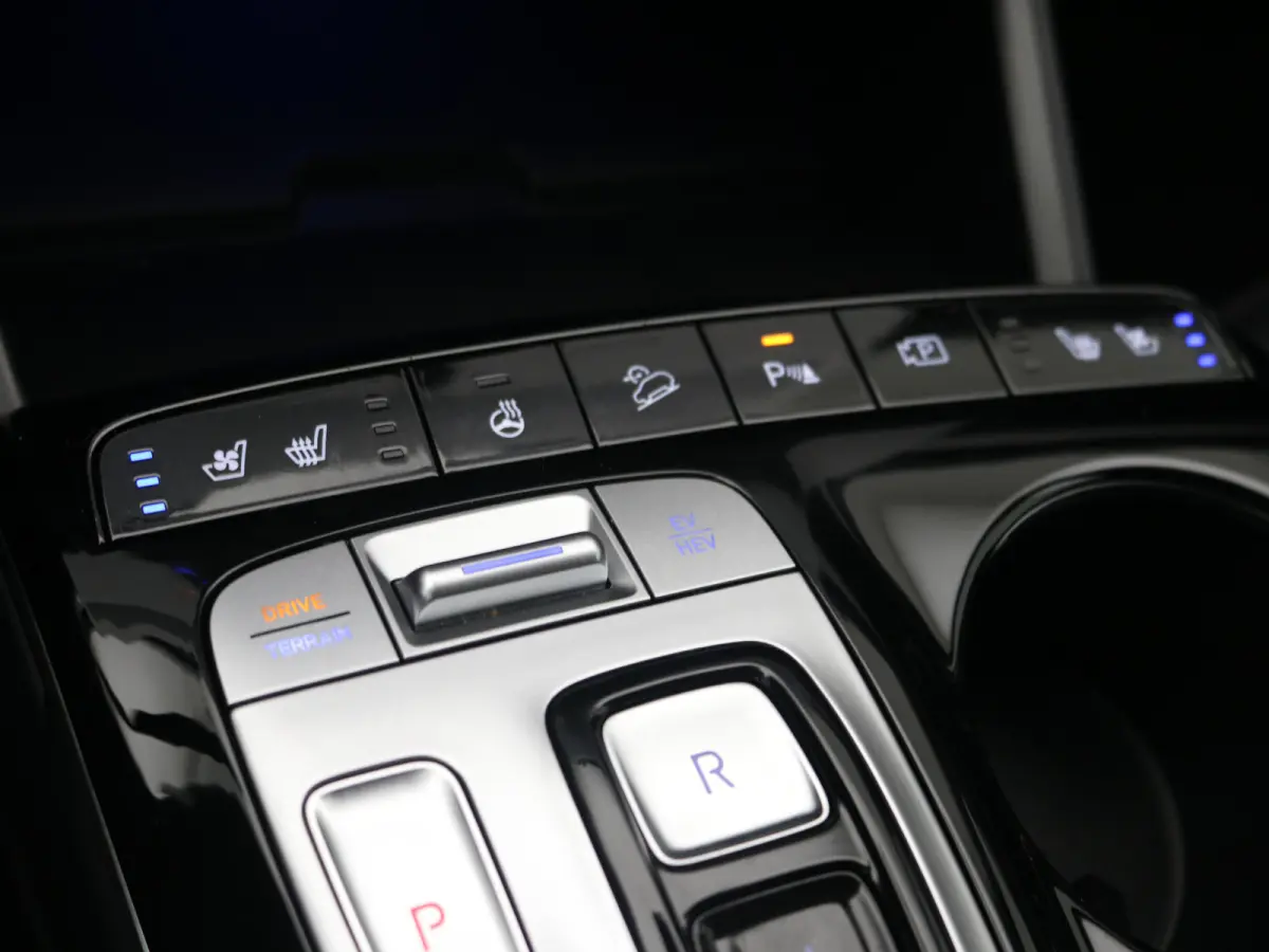 1.6 T-GDI 265pk PHEV Premium 4WD SOH 100% | Leder | Carplay | Climate | Keyless | Navigatie | Elek. Klep | Full - Led | 360 Camera | KRELL Audio | Elek. Stoelen | 19" Lichtmetaal | Winterpak