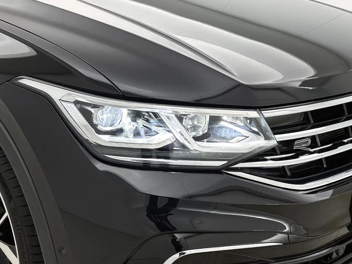 1.5 TSI R-Line Business | 150 PK | Panorama Schuif/Kantel Dak | Stoelverwarming | Trekhaak | Digital Cockpit PRO |
