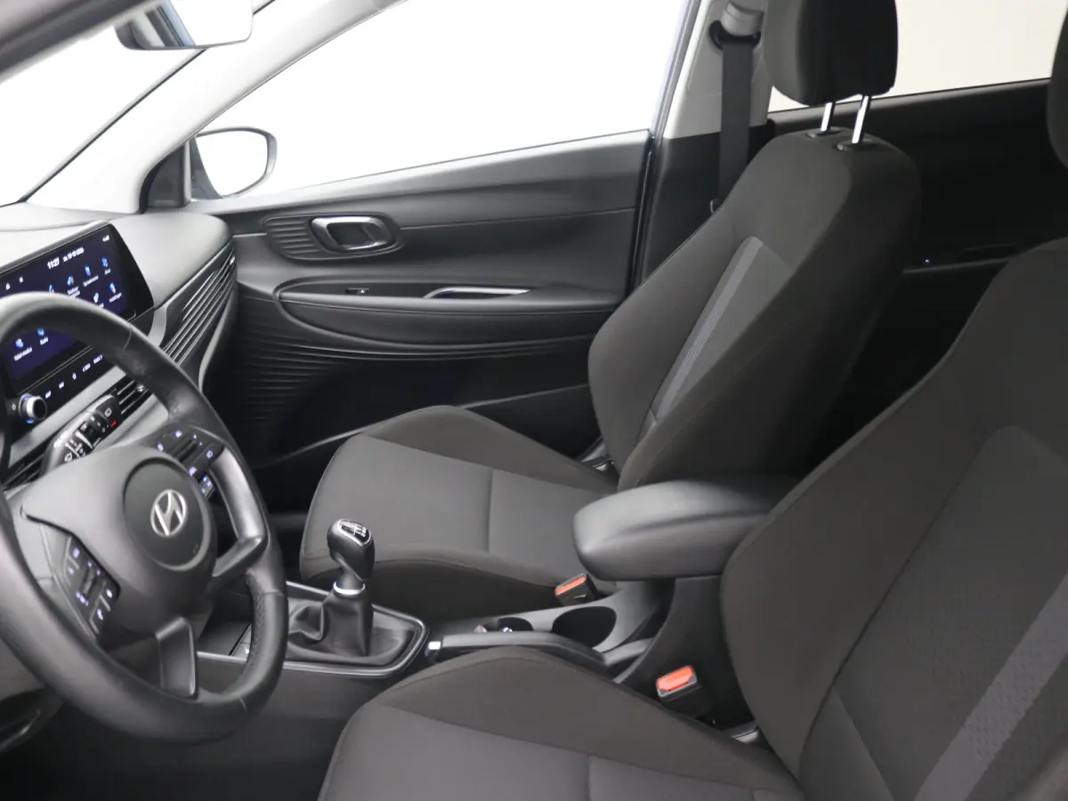 1.0 T-GDI 100pk Premium | Carplay | Climate control | Cruise control | Stoel/stuurverwarming | Camera | Parkeersensoren | DAB | Premium Audio | Lichtmetalen velgen | Navigatie