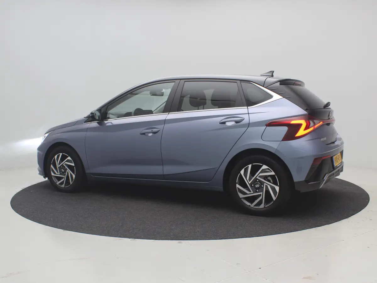 1.0 T-GDI 100pk Premium | Carplay | Climate control | Cruise control | Stoel/stuurverwarming | Camera | Parkeersensoren | DAB | Premium Audio | Lichtmetalen velgen | Navigatie