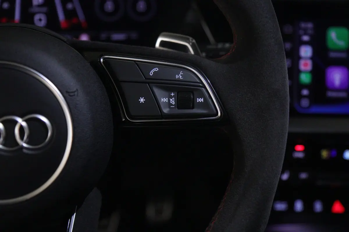 2.5 TFSI quattro PANO/400PK/PERFORMANCE/B&O/HUD/VOL