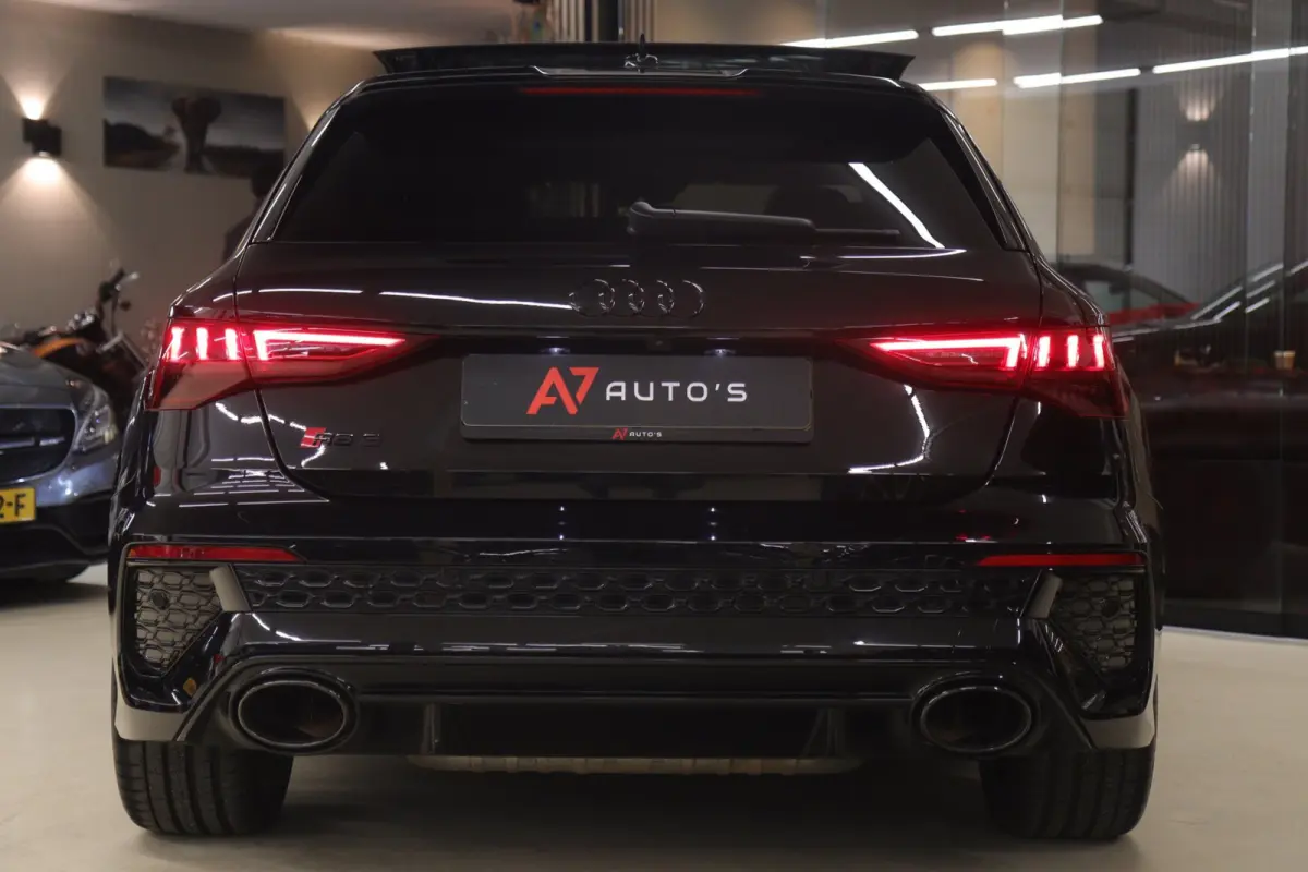 2.5 TFSI quattro PANO/400PK/PERFORMANCE/B&O/HUD/VOL