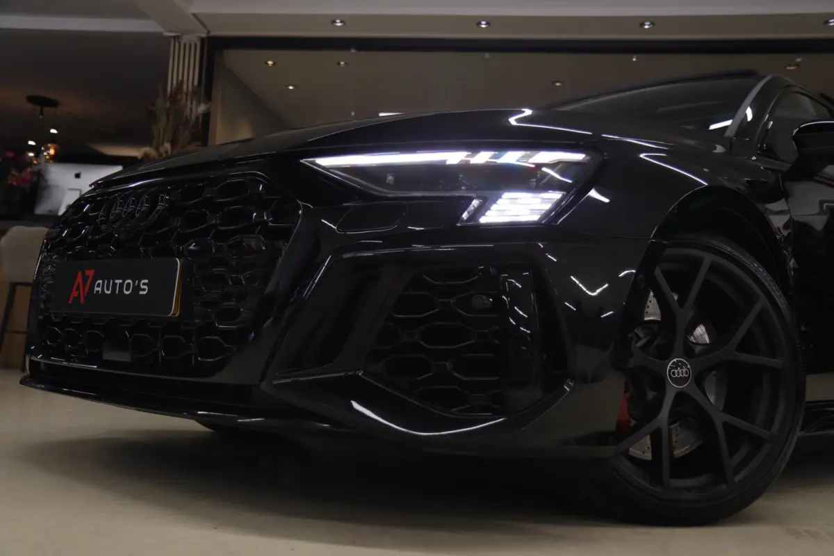 2.5 TFSI quattro PANO/400PK/PERFORMANCE/B&O/HUD/VOL