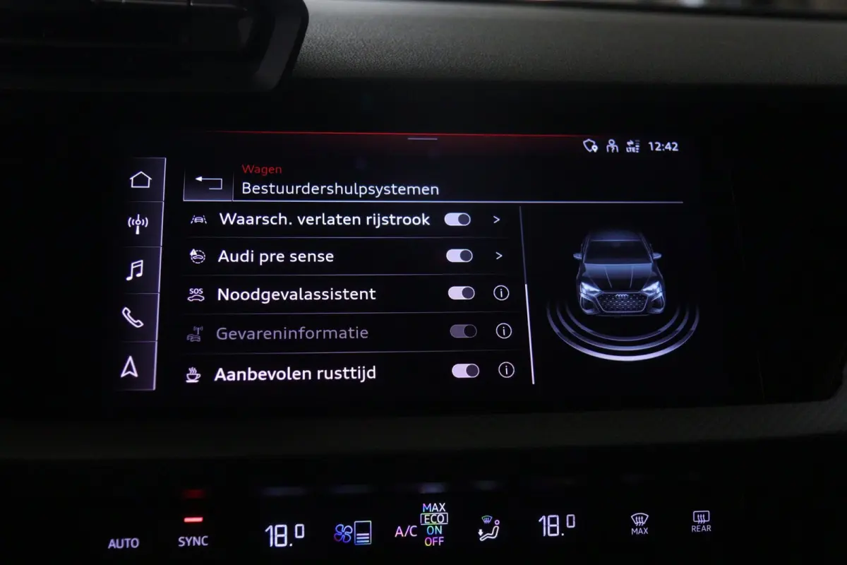 2.5 TFSI quattro PANO/400PK/PERFORMANCE/B&O/HUD/VOL