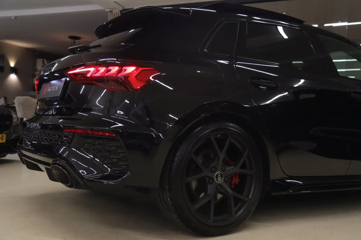 2.5 TFSI quattro PANO/400PK/PERFORMANCE/B&O/HUD/VOL
