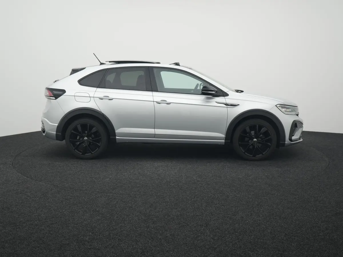 1.0 TSI R-Line AUTOMAAT | BTW AUTO | PANORAMADAK | VIRTUEEL | STOELVERARMING | 3X R-LINE | 18 INCH LMV | NAVIGATIE | CAMERA | APPLE CARPLAY | PDC | 12 MAANDEN BOVAG GARANTIE |
