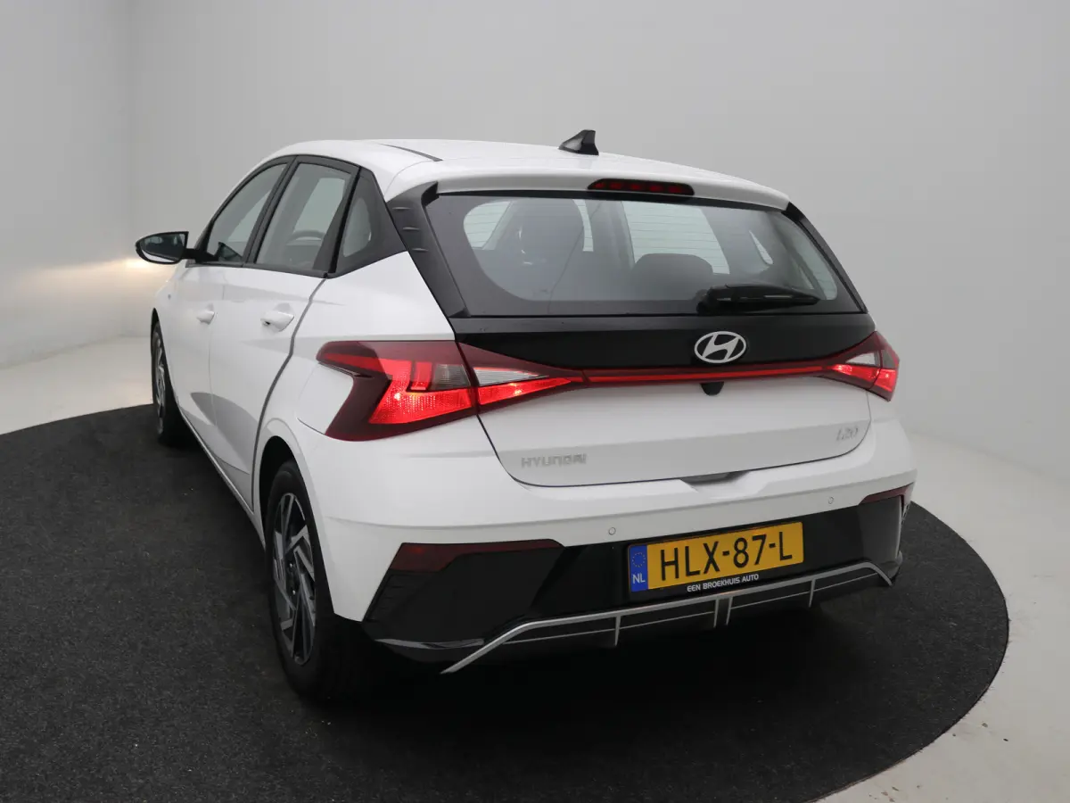 1.0 T-GDI 100pk Comfort | Airco | Camera | Carplay | Cruise control | Dodehoek detectie | Navigatie | Parkeersensoren | Digitaal cockpit | Lichtmetalen velgen
