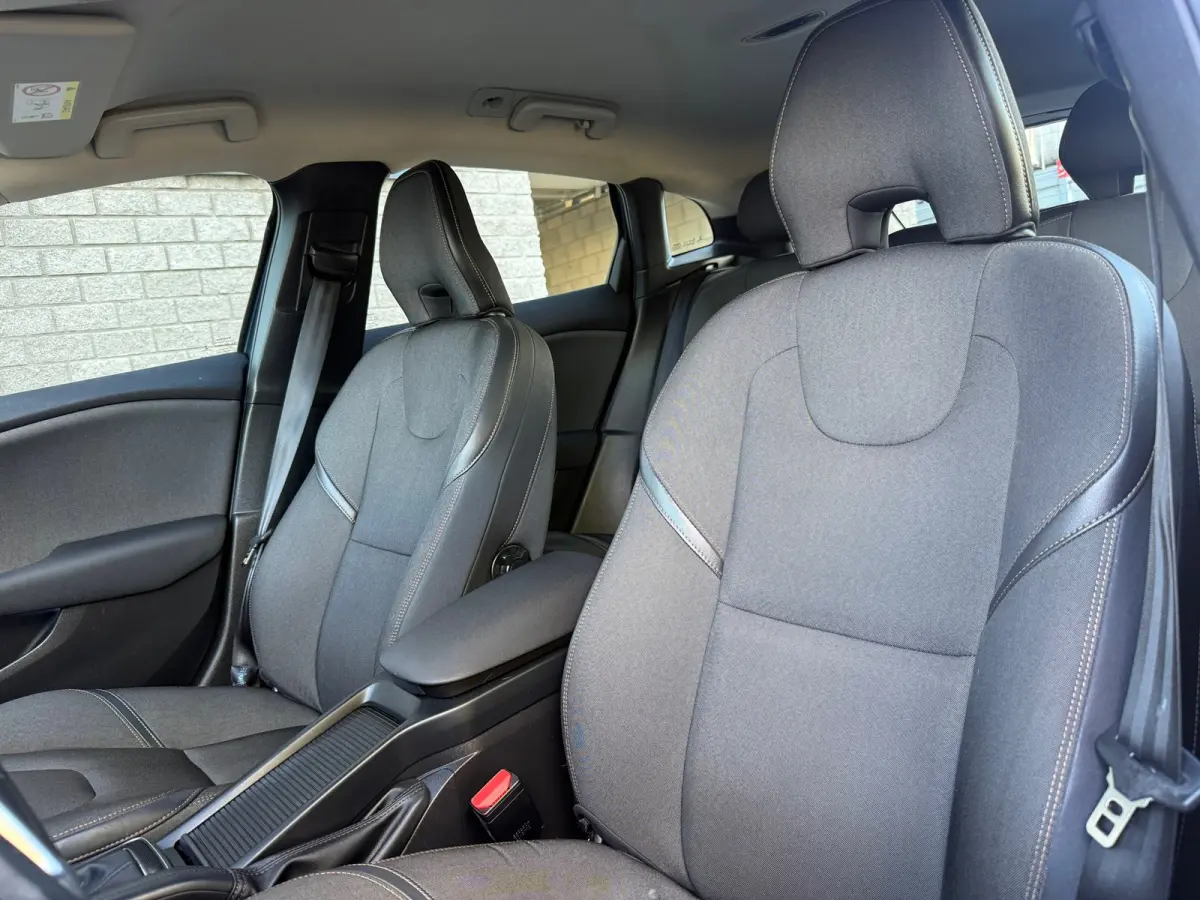 1.5 T3 Nordic+ | NL-Auto | Camera | NAVI | Bluetooth | Full LED | Stoelverw. | All Season |