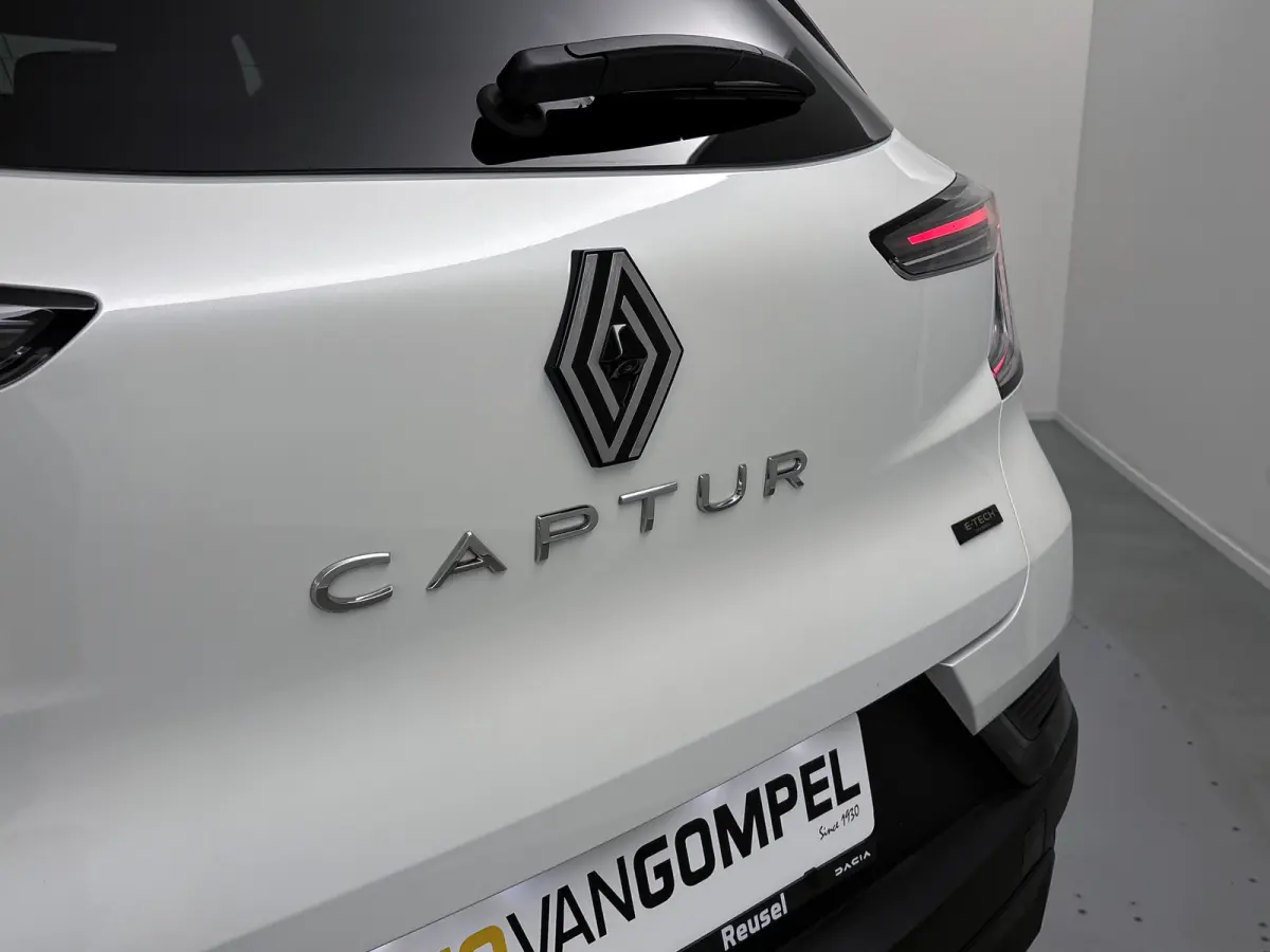 1.8 E-Tech full hybrid 160PK techno | CAMERA | NAVI