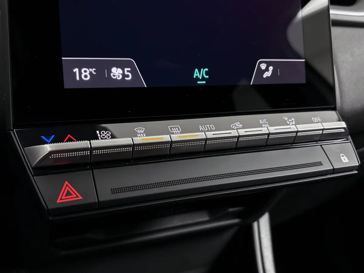 1.8 E-Tech full hybrid 160PK techno | CAMERA | NAVI