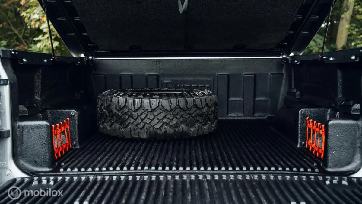 1500 Rebel Crew Cab 4x4