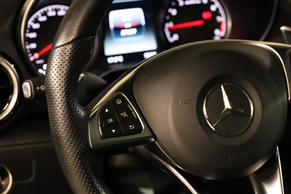 4.0|NL|Carplay|Pano|Camera|Sportuitlaat|