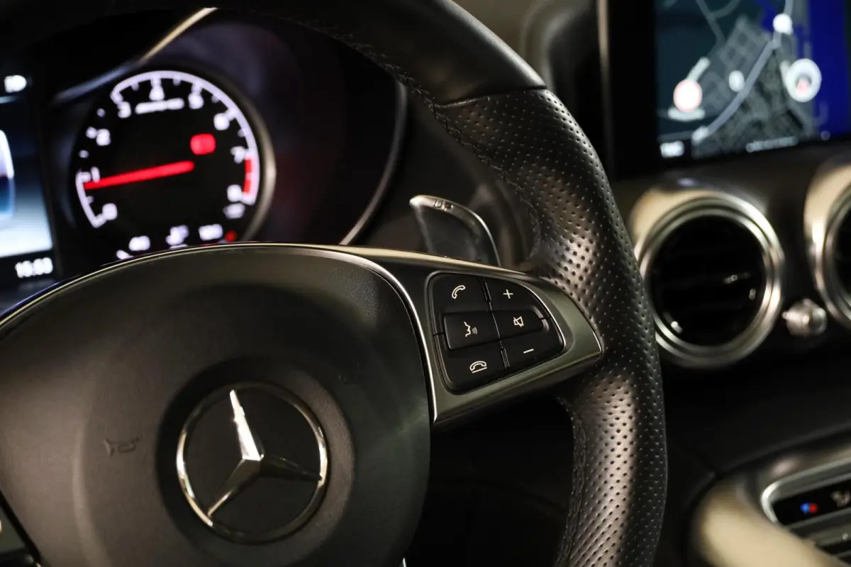 4.0|NL|Carplay|Pano|Camera|Sportuitlaat|