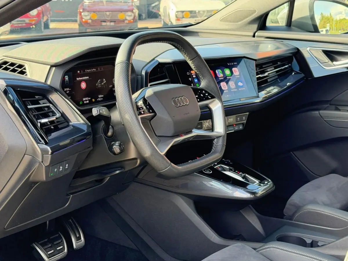 50 Quattro S-Line Competition 77 kWh|BTW|RS Interieur|Nardo Moonstone Grey|Org NL NAP|1 Eig|Head Up|Leder|CarPlay|Led Matrix|ACC|Dealer Onderhouden