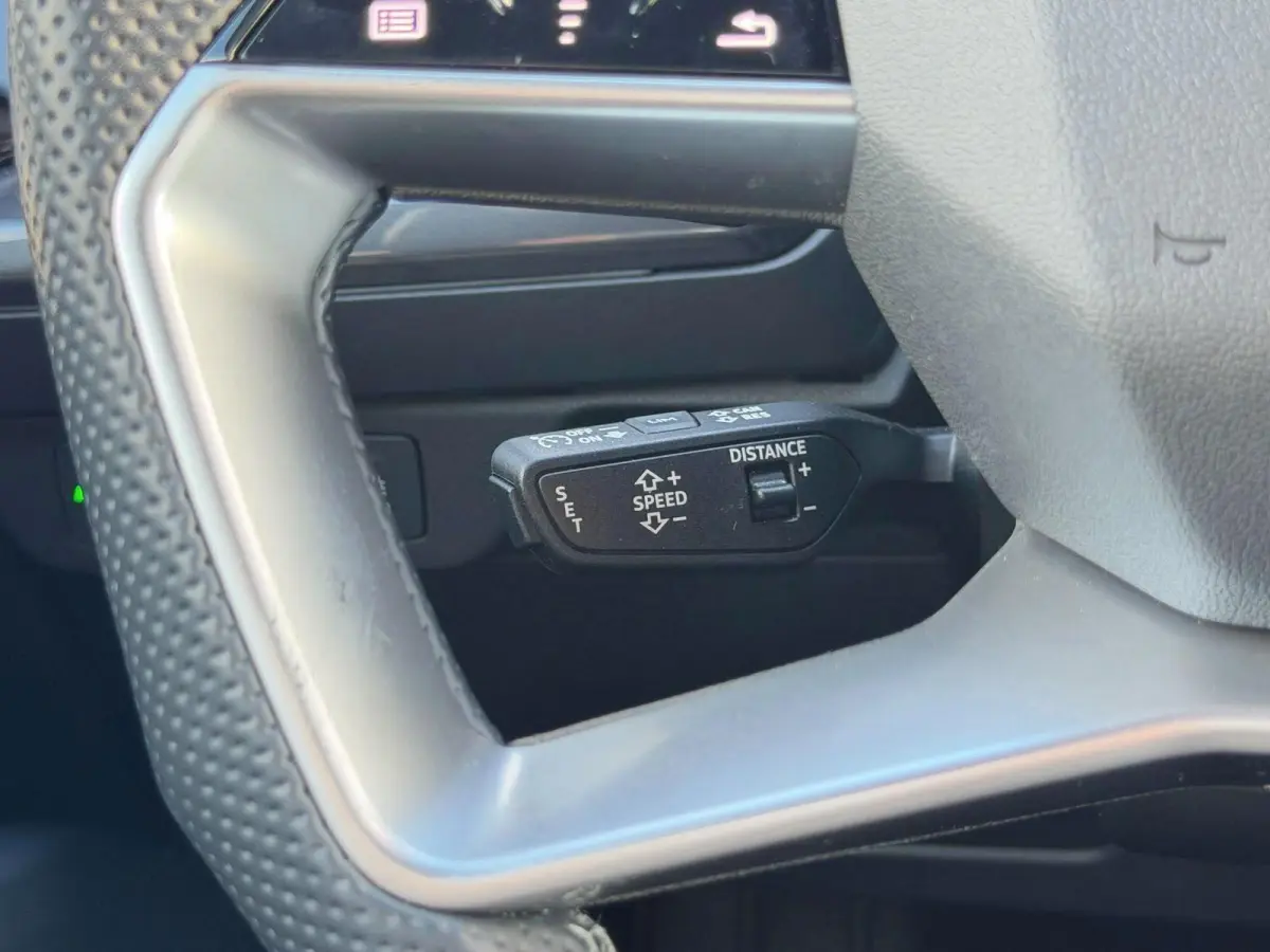 50 Quattro S-Line Competition 77 kWh|BTW|RS Interieur|Nardo Moonstone Grey|Org NL NAP|1 Eig|Head Up|Leder|CarPlay|Led Matrix|ACC|Dealer Onderhouden
