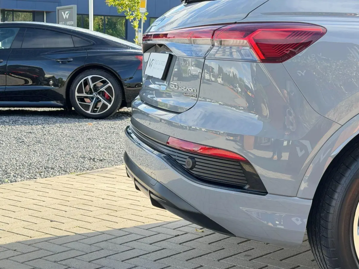 50 Quattro S-Line Competition 77 kWh|BTW|RS Interieur|Nardo Moonstone Grey|Org NL NAP|1 Eig|Head Up|Leder|CarPlay|Led Matrix|ACC|Dealer Onderhouden