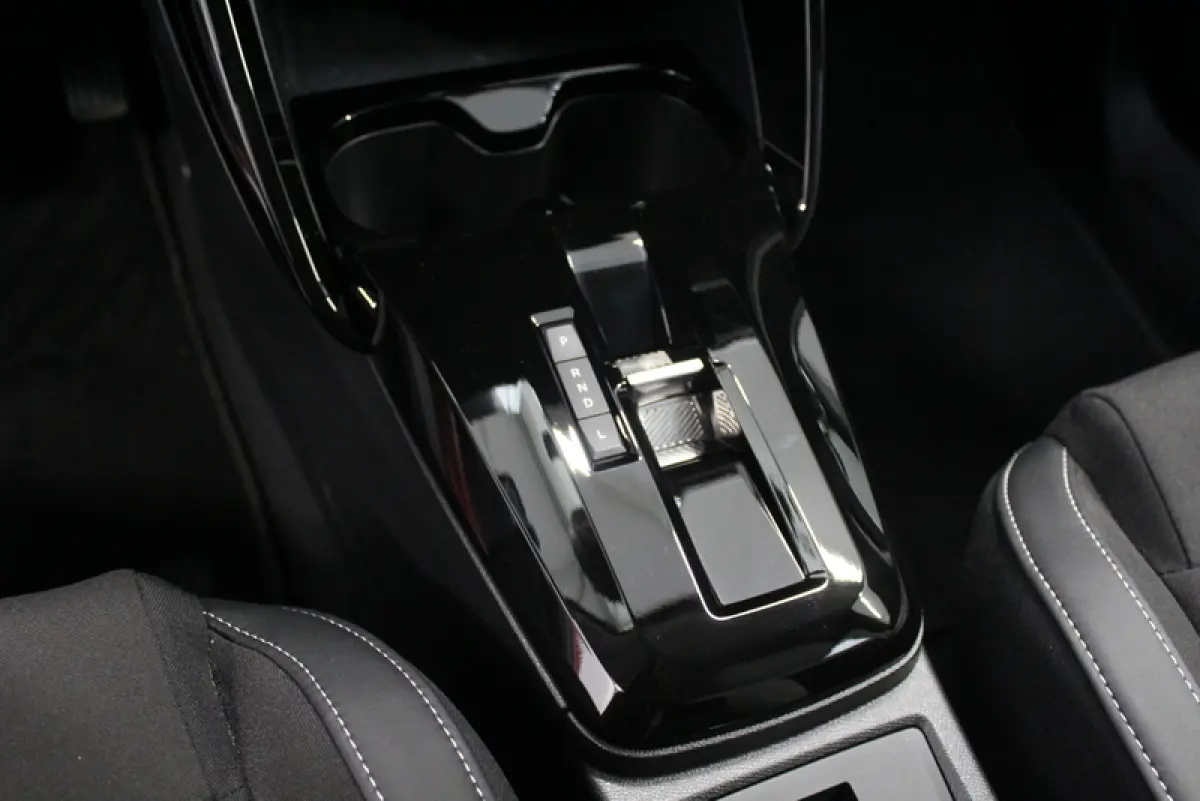 1.2 Hybrid 110pk Max AUTOMAAT | CAMERA | CARPLAY | CRUISE CONTROLE | LED | PARK.SENSOREN