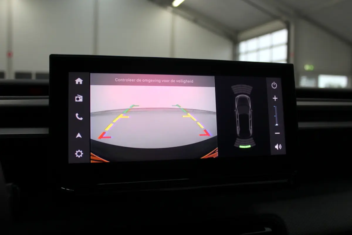 1.2 Hybrid 110pk Max AUTOMAAT | CAMERA | CARPLAY | CRUISE CONTROLE | LED | PARK.SENSOREN