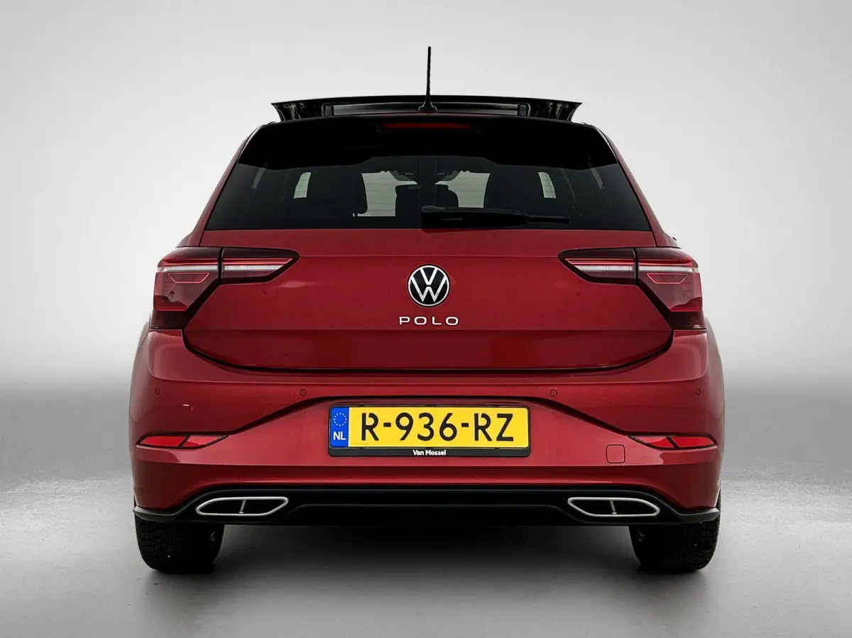 1.0 TSI R-Line Business | 95 PK | Apple Carplay / Android Auto | Stoelverwarming | Parkeercamera | Adaptieve Cruise Control | Navigatie |