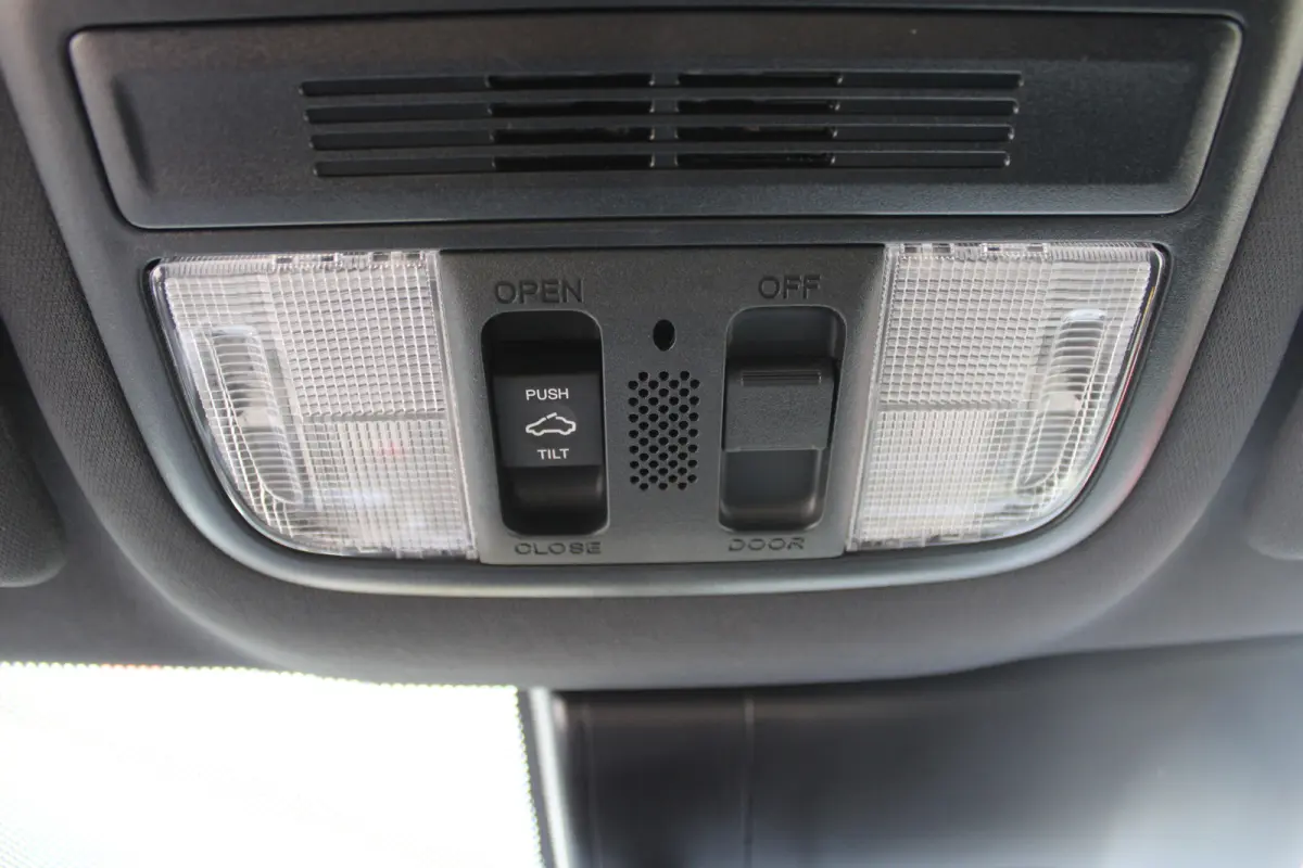 1.0 i-VTEC Executive Panorama