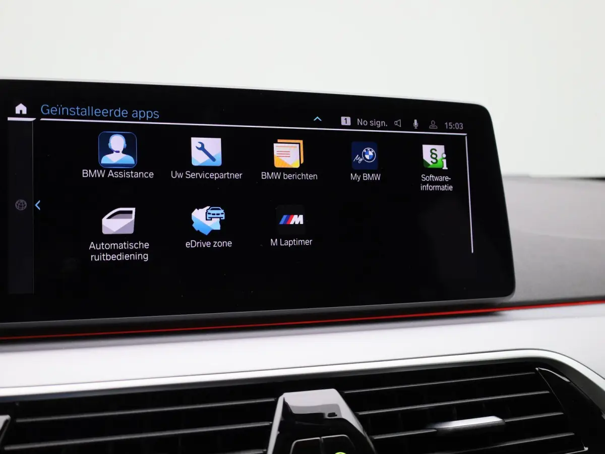 530e 215kW xDrive Auto | Achteruitrijcamera | Apple Carplay | Stoelverwarming | Climate Control | Navigatie | Elektr. achterklep |