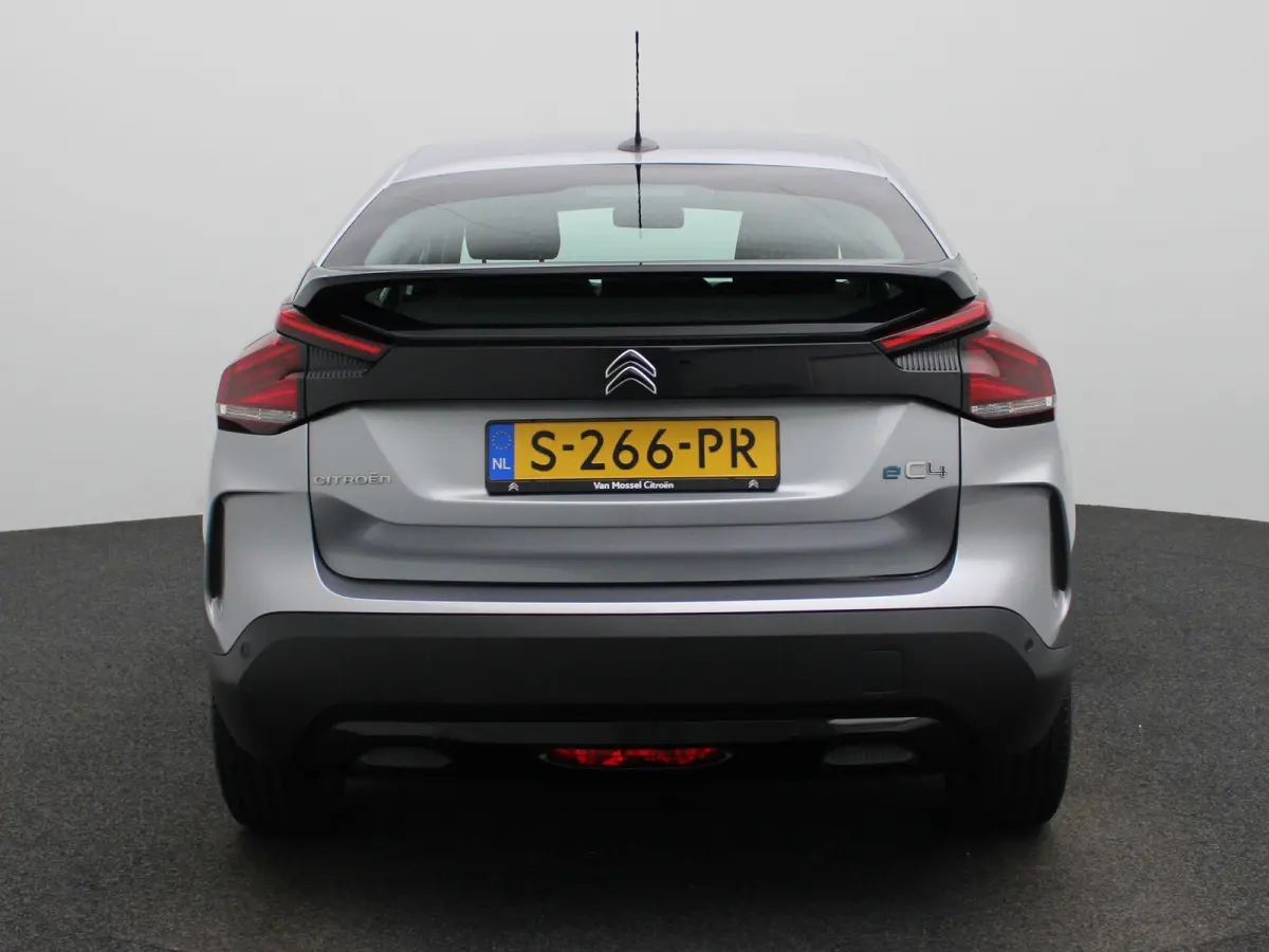 Feel 50 kWh | Apple Carplay | PDC | Cruise Control | Climate Control | Navigatie |
