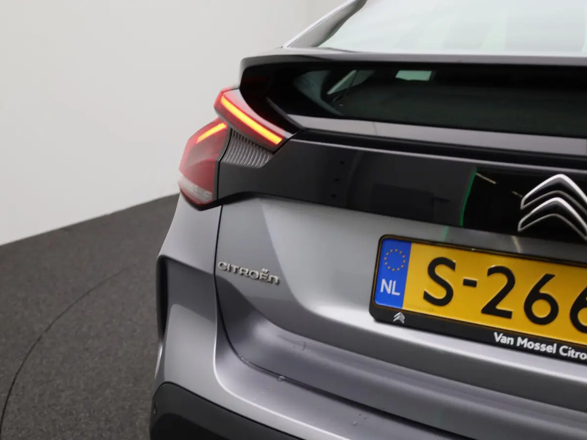 Feel 50 kWh | Apple Carplay | PDC | Cruise Control | Climate Control | Navigatie |