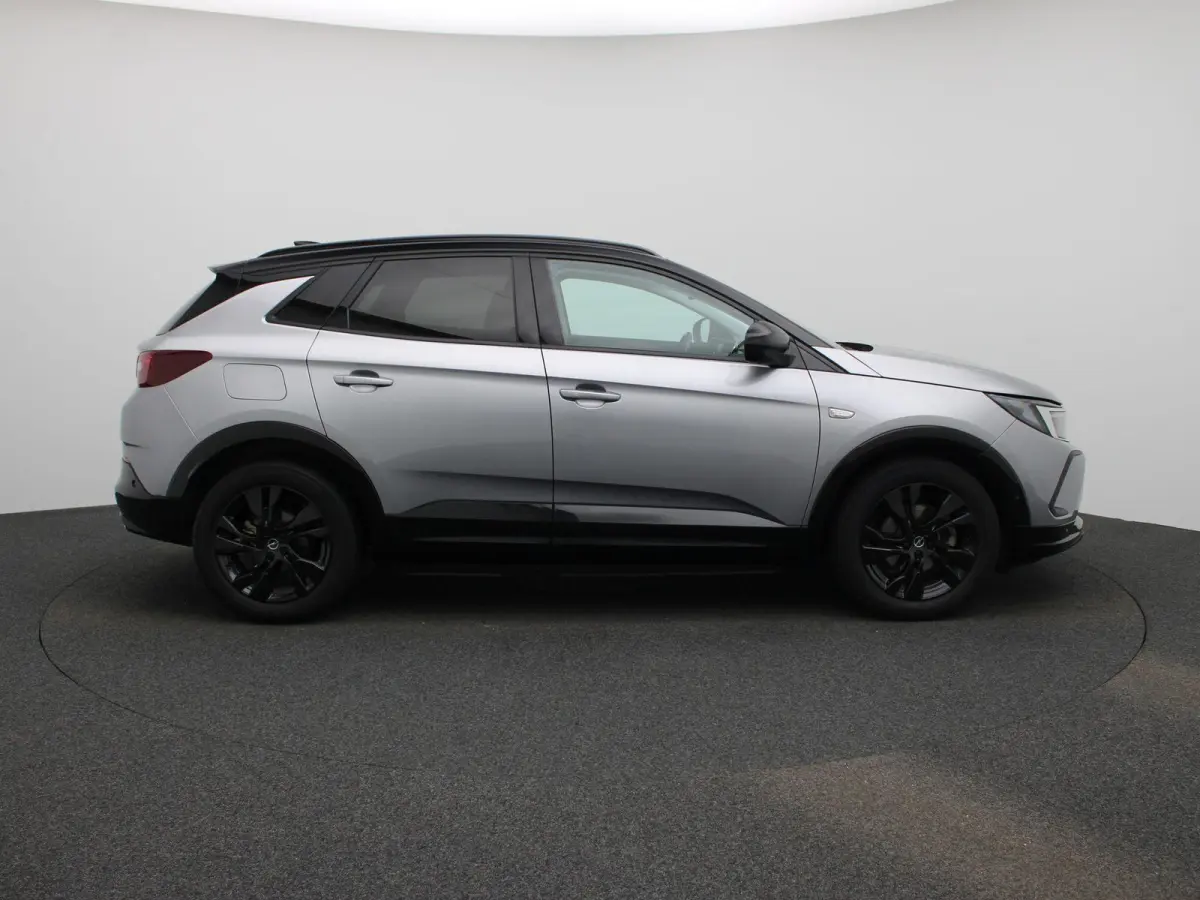 1.2 Turbo GS Line | APPLE ANDROID CARPLAY | NAVIGATIE | KEYLESS START/GO | LICHTMETALEN VELGEN |