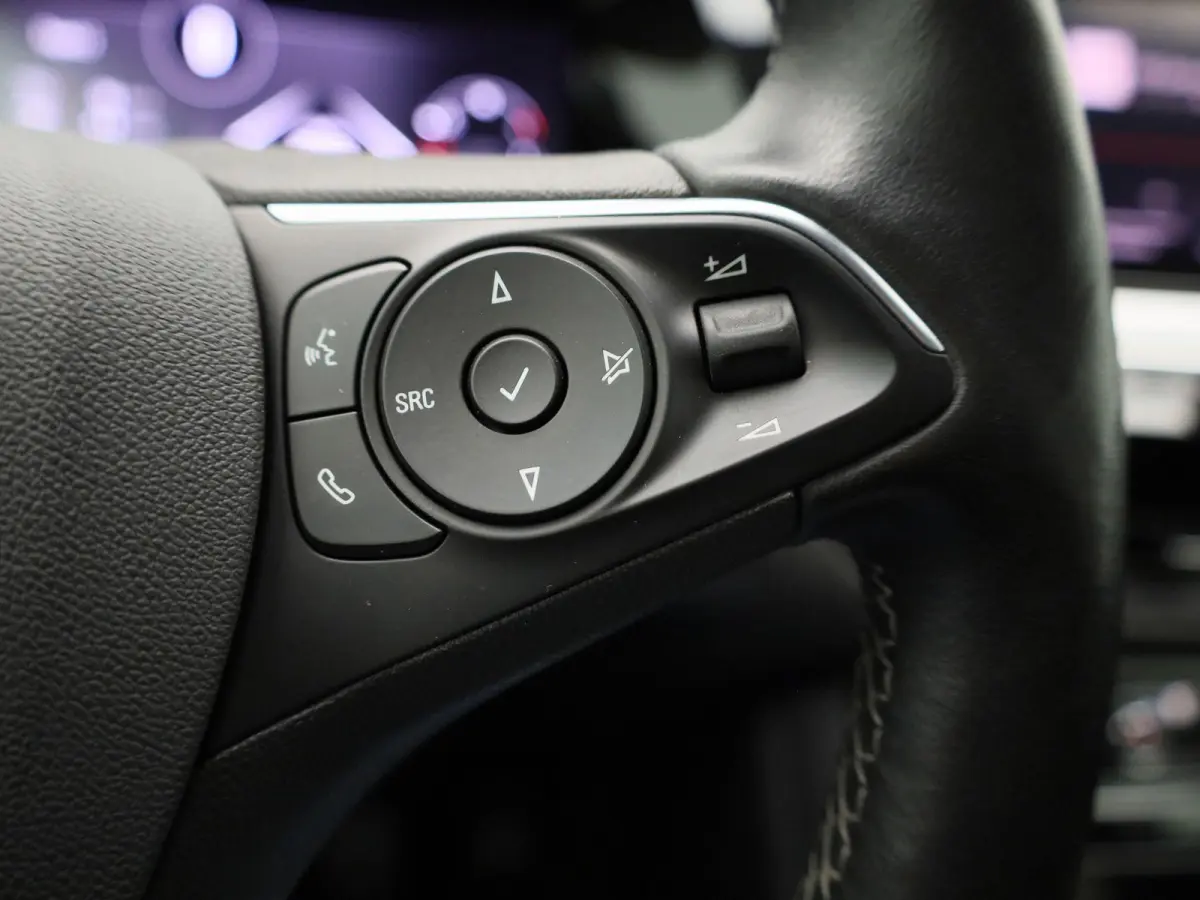 1.2 Turbo GS Line | APPLE ANDROID CARPLAY | NAVIGATIE | KEYLESS START/GO | LICHTMETALEN VELGEN |