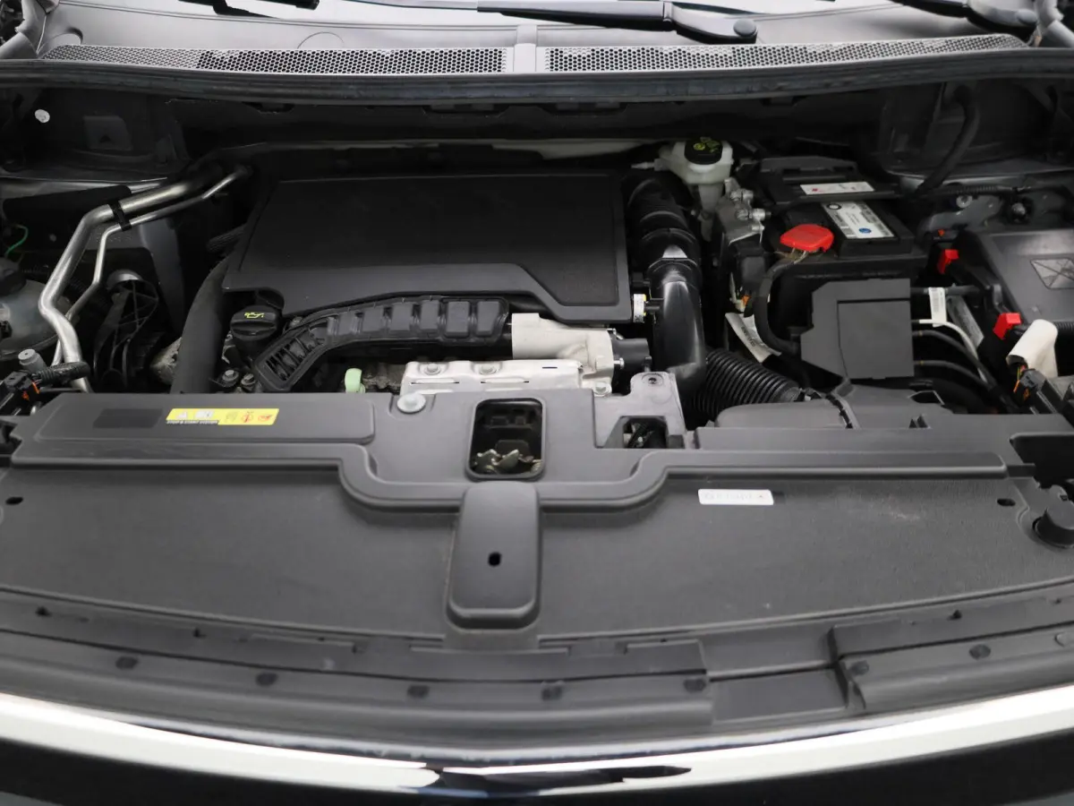1.2 Turbo GS Line | APPLE ANDROID CARPLAY | NAVIGATIE | KEYLESS START/GO | LICHTMETALEN VELGEN |