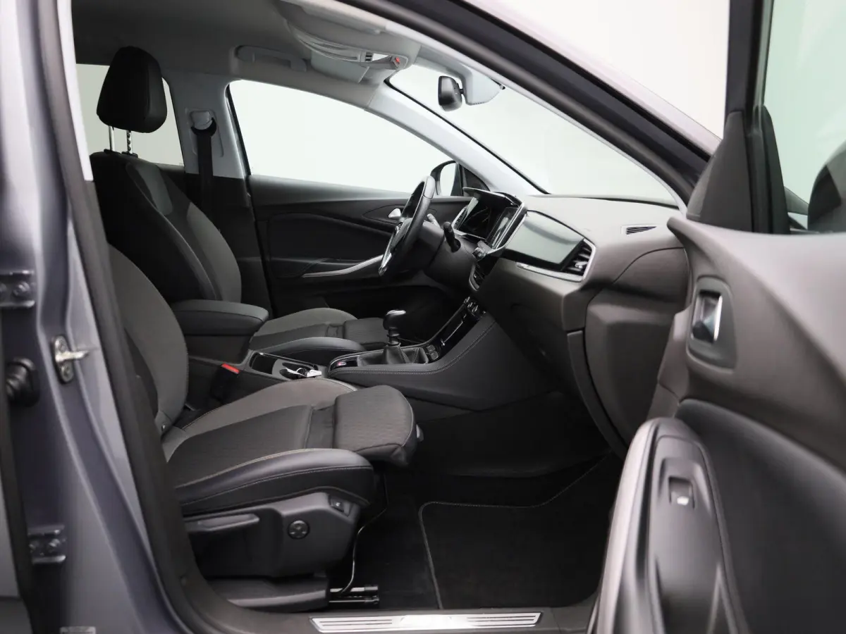 1.2 Turbo GS Line | APPLE ANDROID CARPLAY | NAVIGATIE | KEYLESS START/GO | LICHTMETALEN VELGEN |