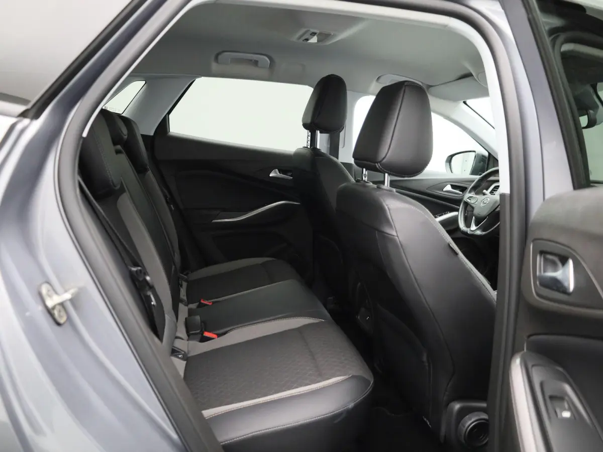 1.2 Turbo GS Line | APPLE ANDROID CARPLAY | NAVIGATIE | KEYLESS START/GO | LICHTMETALEN VELGEN |