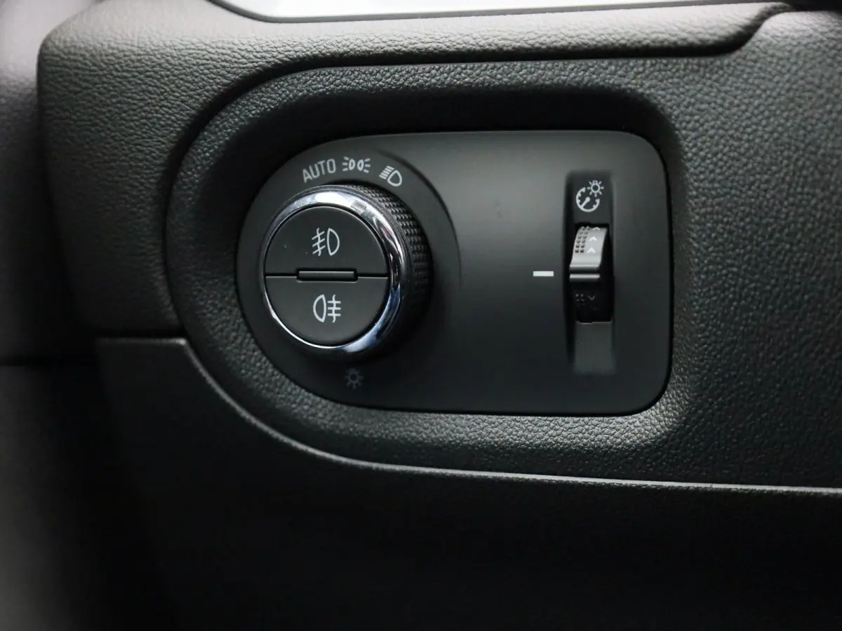 1.2 Turbo GS Line | APPLE ANDROID CARPLAY | NAVIGATIE | KEYLESS START/GO | LICHTMETALEN VELGEN |
