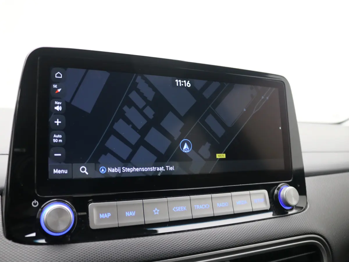 EV Comfort 64 kWh SOH 96,6% | Achteruitrijcamera | Airco (automatisch) | Apple Carplay/Android Auto|telefoonintegratie premium