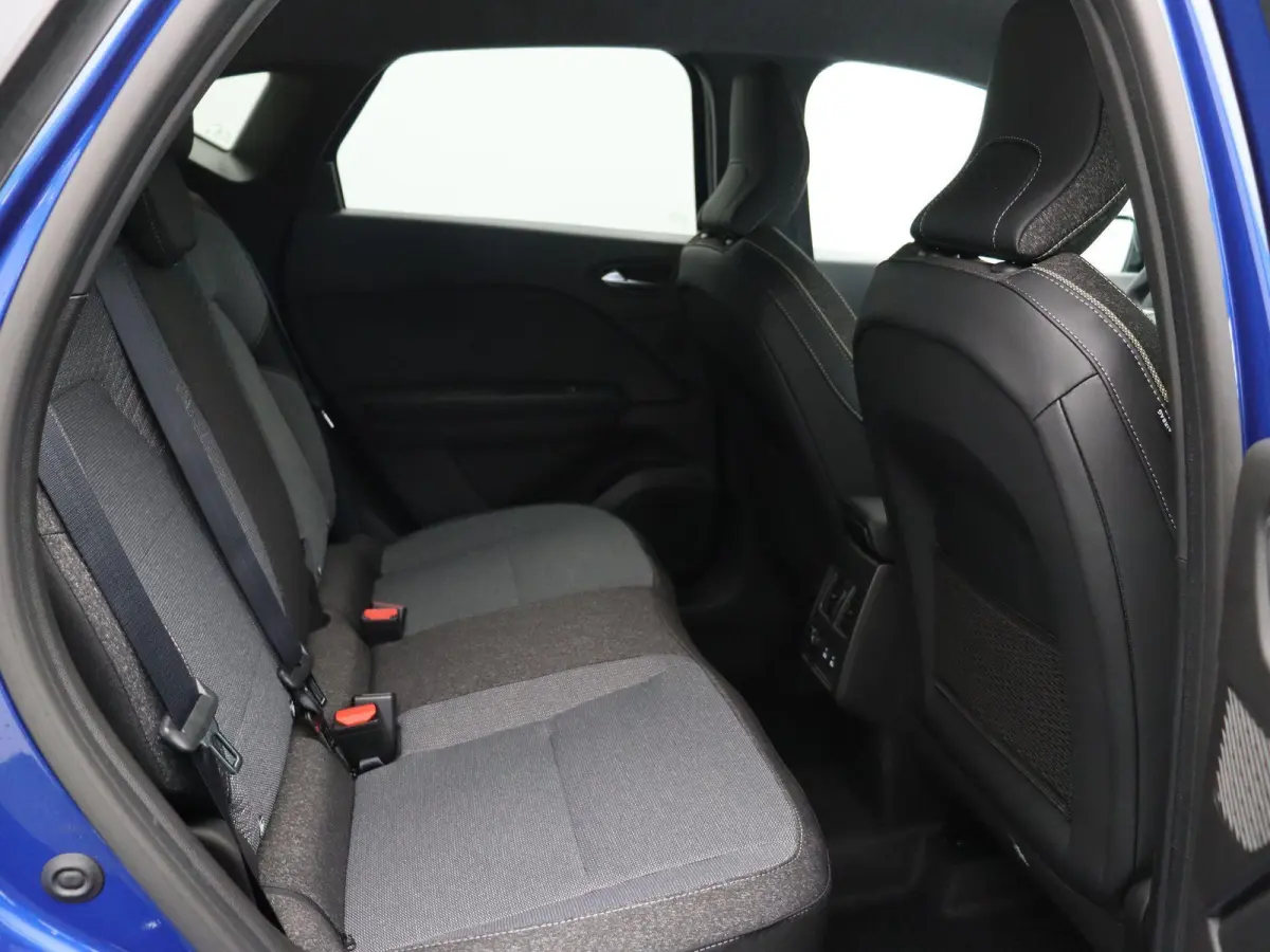 1.8 E-Tech full hybrid 160pk techno | Vijf jaar garantie | Stoel- en stuurwielverwarming | Achteruitrijcamera | Apple Carplay / Android Auto |