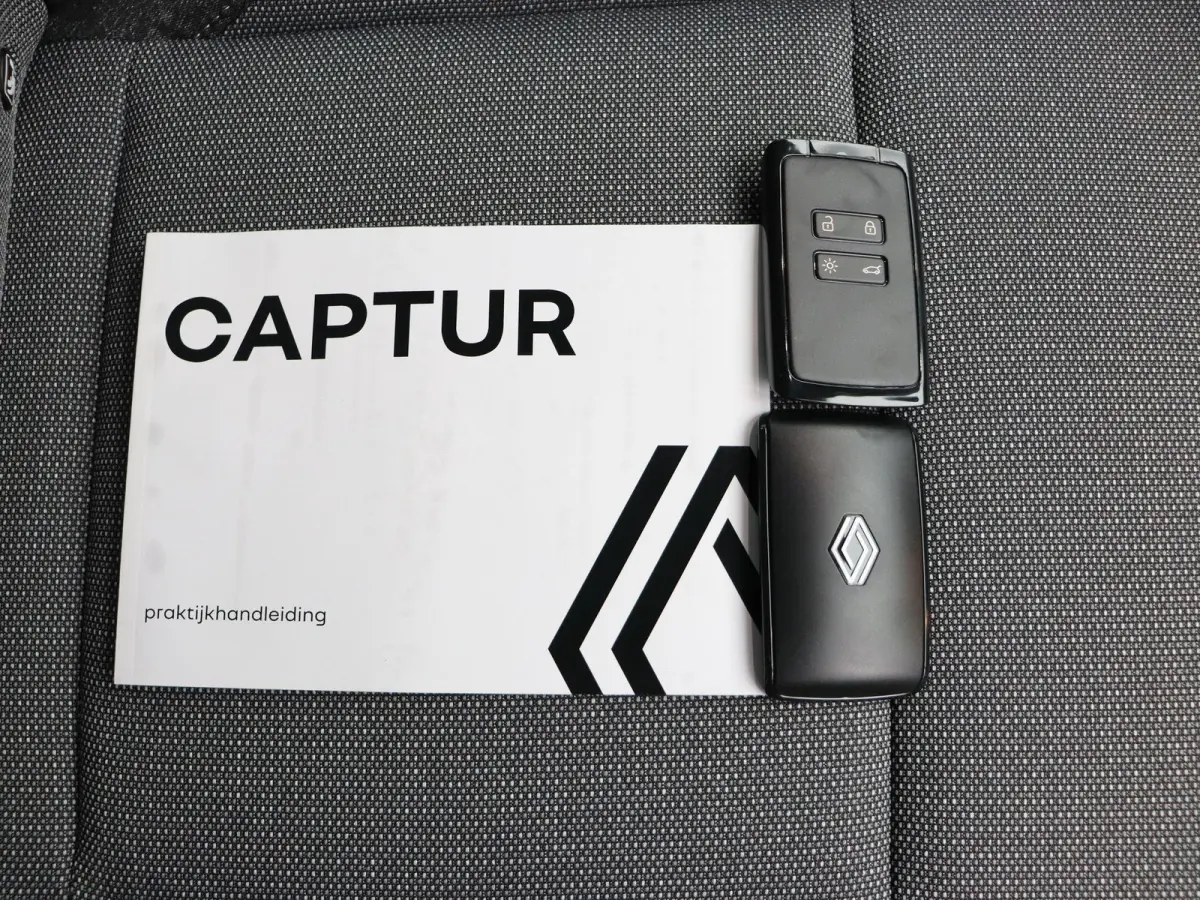 1.8 E-Tech full hybrid 160pk techno | Vijf jaar garantie | Stoel- en stuurwielverwarming | Achteruitrijcamera | Apple Carplay / Android Auto |