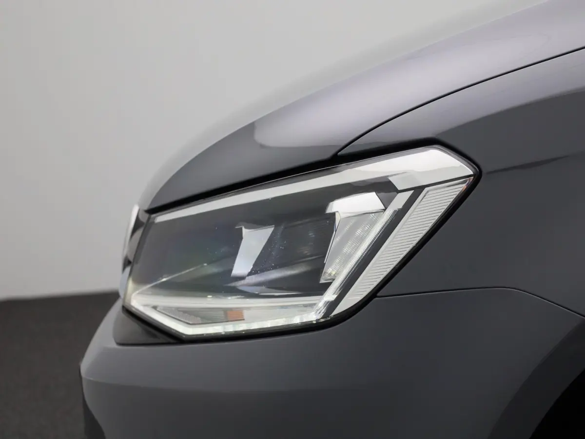 2.0 TDI L2H1 Maxi 102PK | Automaat | Trekhaak | Navigatie | Multifunctioneel Stuurwiel | Airco | Adaptive Cruise Control | App-Connect | DAB+ | Parkeersensoren Achter |