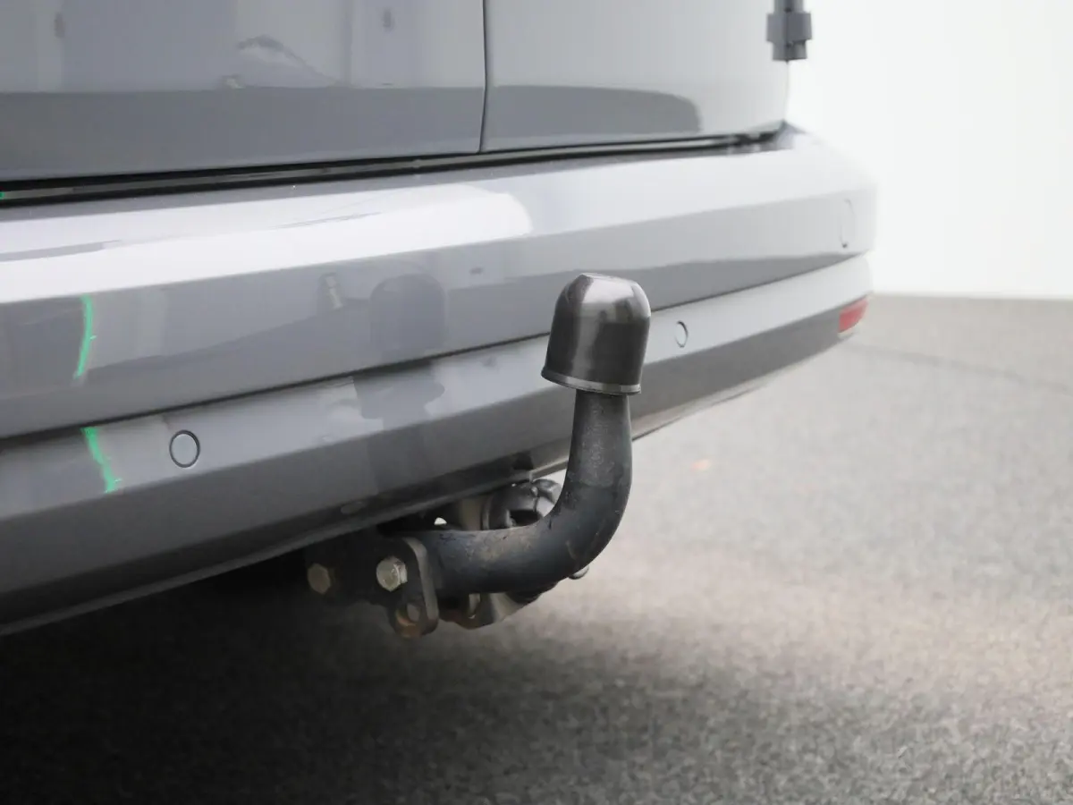 2.0 TDI L2H1 Maxi 102PK | Automaat | Trekhaak | Navigatie | Multifunctioneel Stuurwiel | Airco | Adaptive Cruise Control | App-Connect | DAB+ | Parkeersensoren Achter |