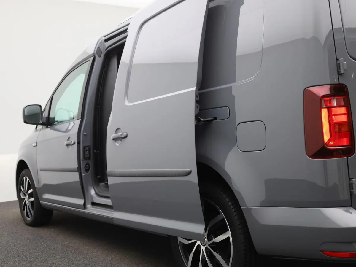 2.0 TDI L2H1 Maxi 102PK | Automaat | Trekhaak | Navigatie | Multifunctioneel Stuurwiel | Airco | Adaptive Cruise Control | App-Connect | DAB+ | Parkeersensoren Achter |