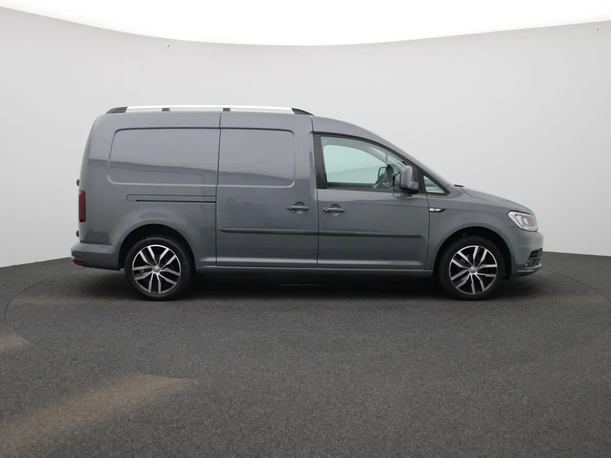 2.0 TDI L2H1 Maxi 102PK | Automaat | Trekhaak | Navigatie | Multifunctioneel Stuurwiel | Airco | Adaptive Cruise Control | App-Connect | DAB+ | Parkeersensoren Achter |