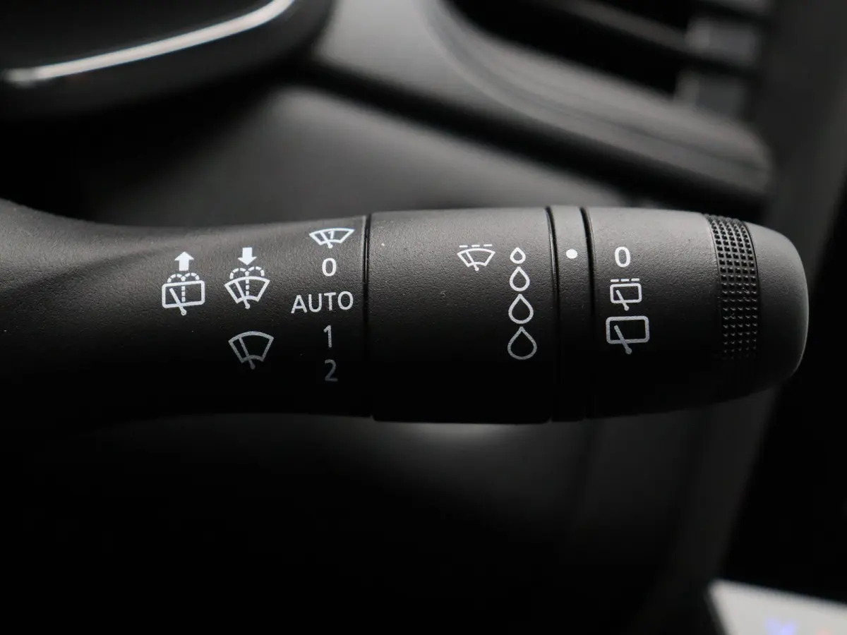 1.8 E-Tech full hybrid 160pk techno | Vijf jaar garantie | Stoel- en stuurwielverwarming | Achteruitrijcamera | Apple Carplay / Android Auto |