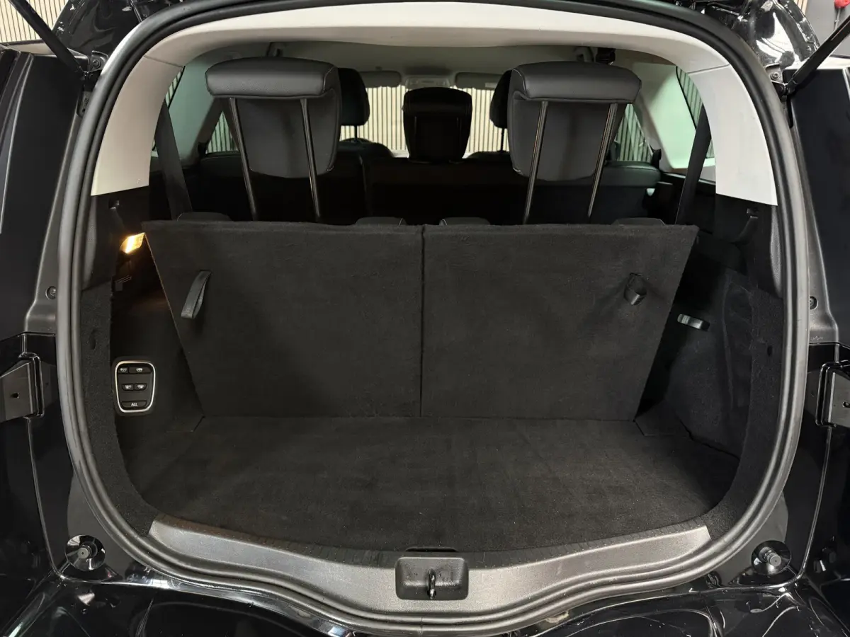 1.3 TCe Intens 7p. | Camera | Carplay | Dodehoek
