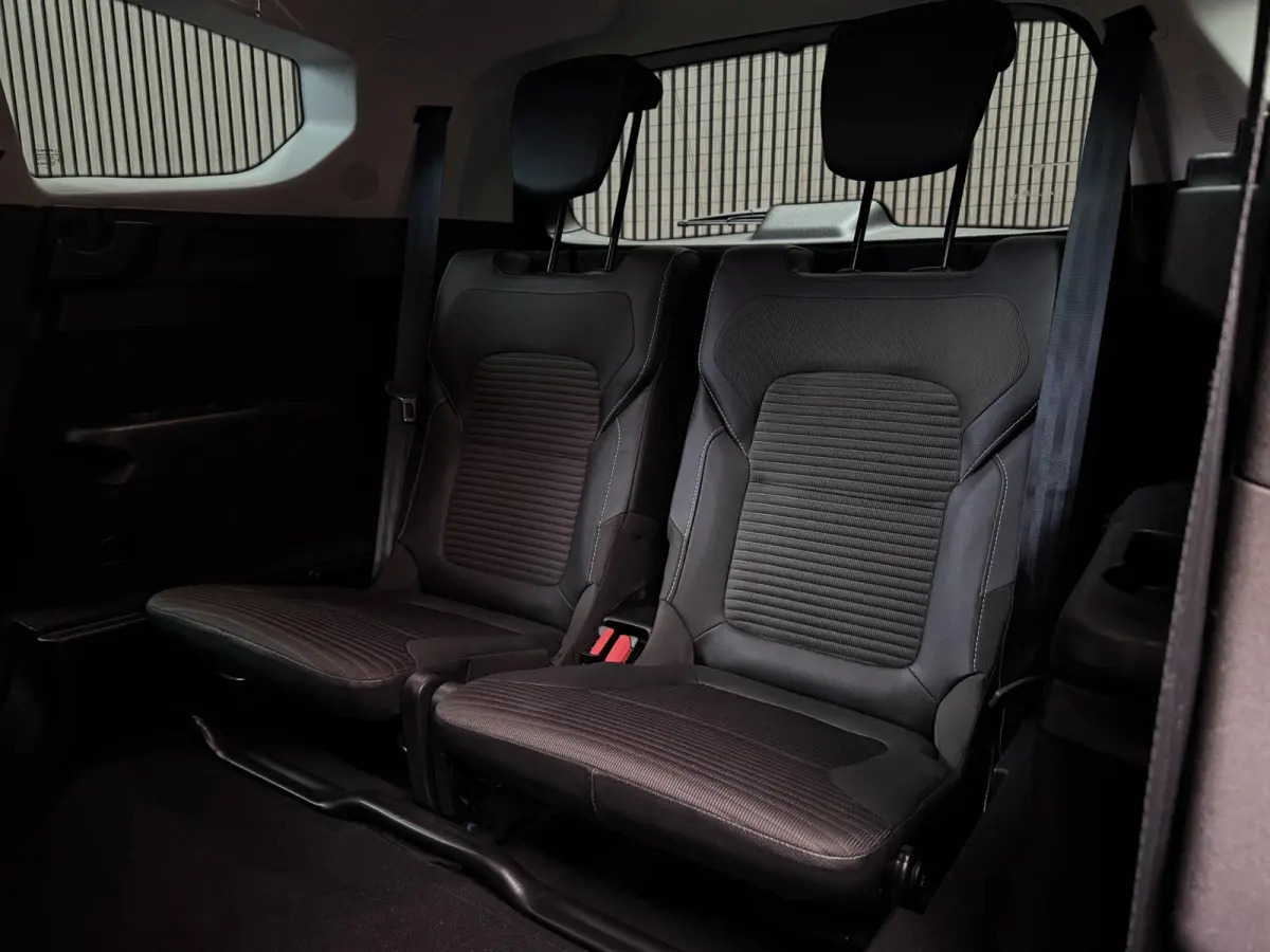 1.3 TCe Intens 7p. | Camera | Carplay | Dodehoek