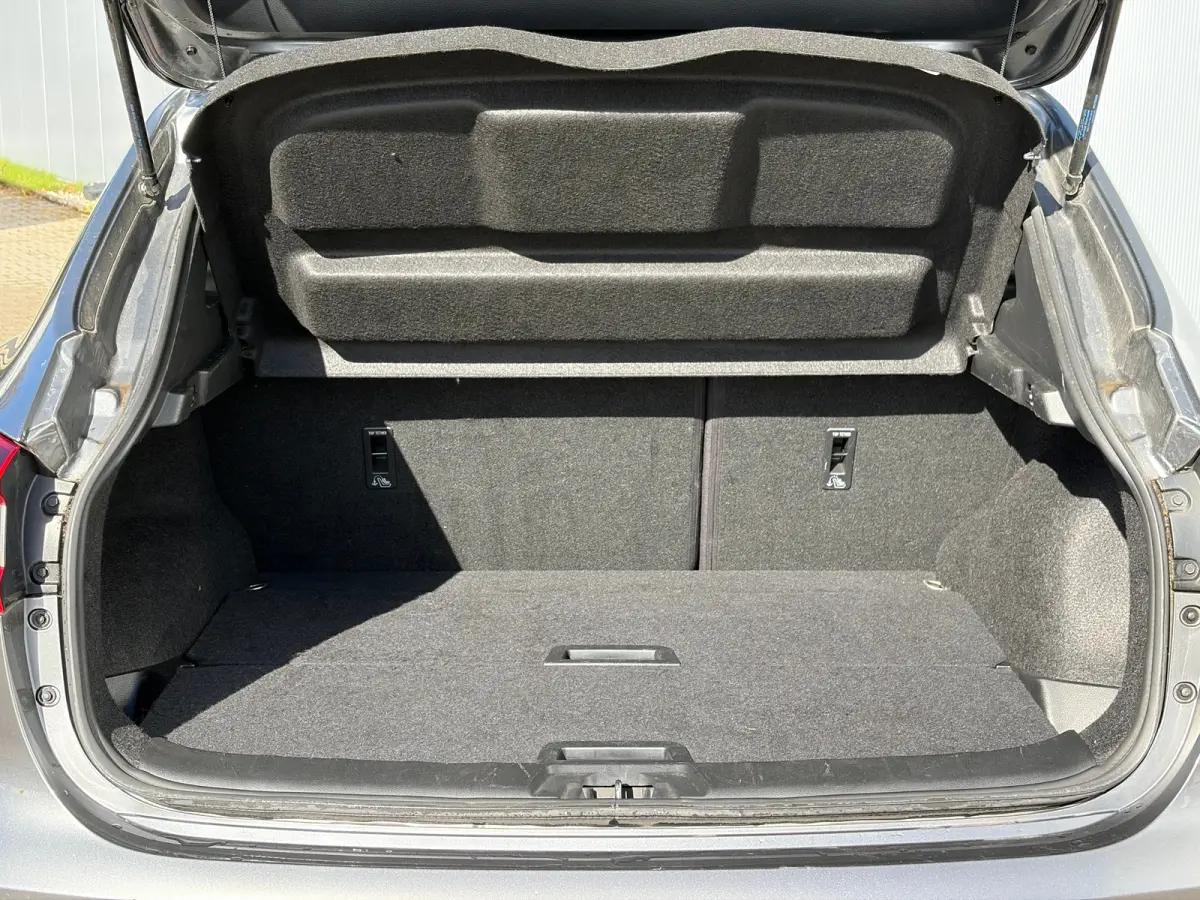 1.3 DIG-T Tekna | Stoelverwarming voor | Apple Carplay | Android Auto | Bluetooth | Cruise Control Trekhaak 1500 kg geremd | Navigatie |