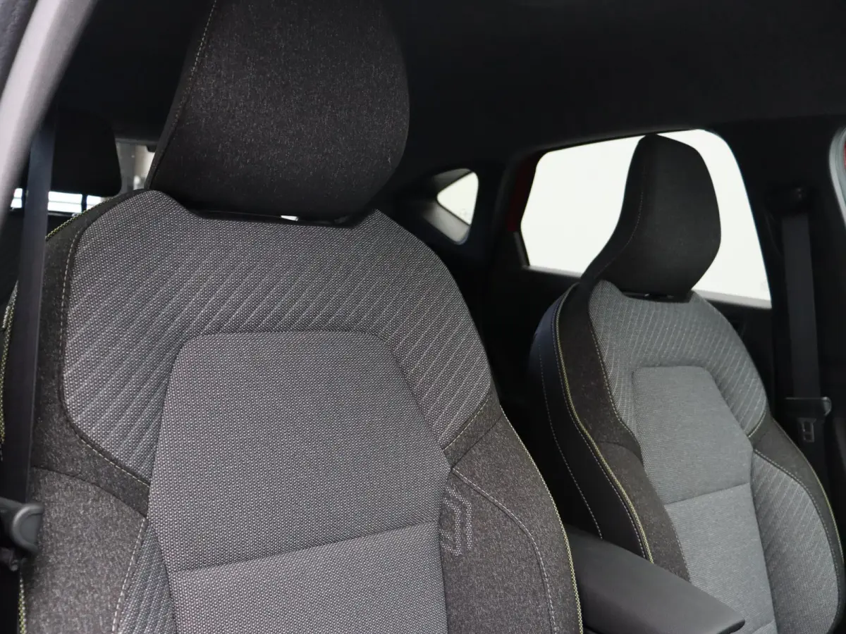 1.8 E-Tech full hybrid 160pk techno | Vijf jaar garantie | Stoel- en stuurwielverwarming | Achteruitrijcamera | Apple Carplay / Android Auto |